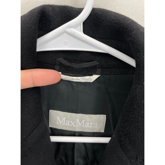 MaxMara Wome's Black Wool Pea Coat Three Buttons Size 8 - Picture 2 of 16